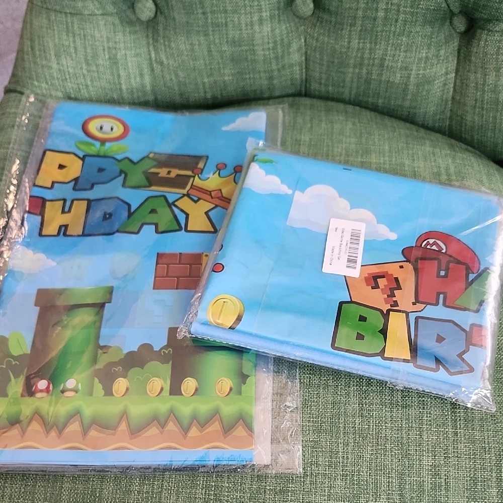 Super Mario Themed Birthday Banner and Tablecloths